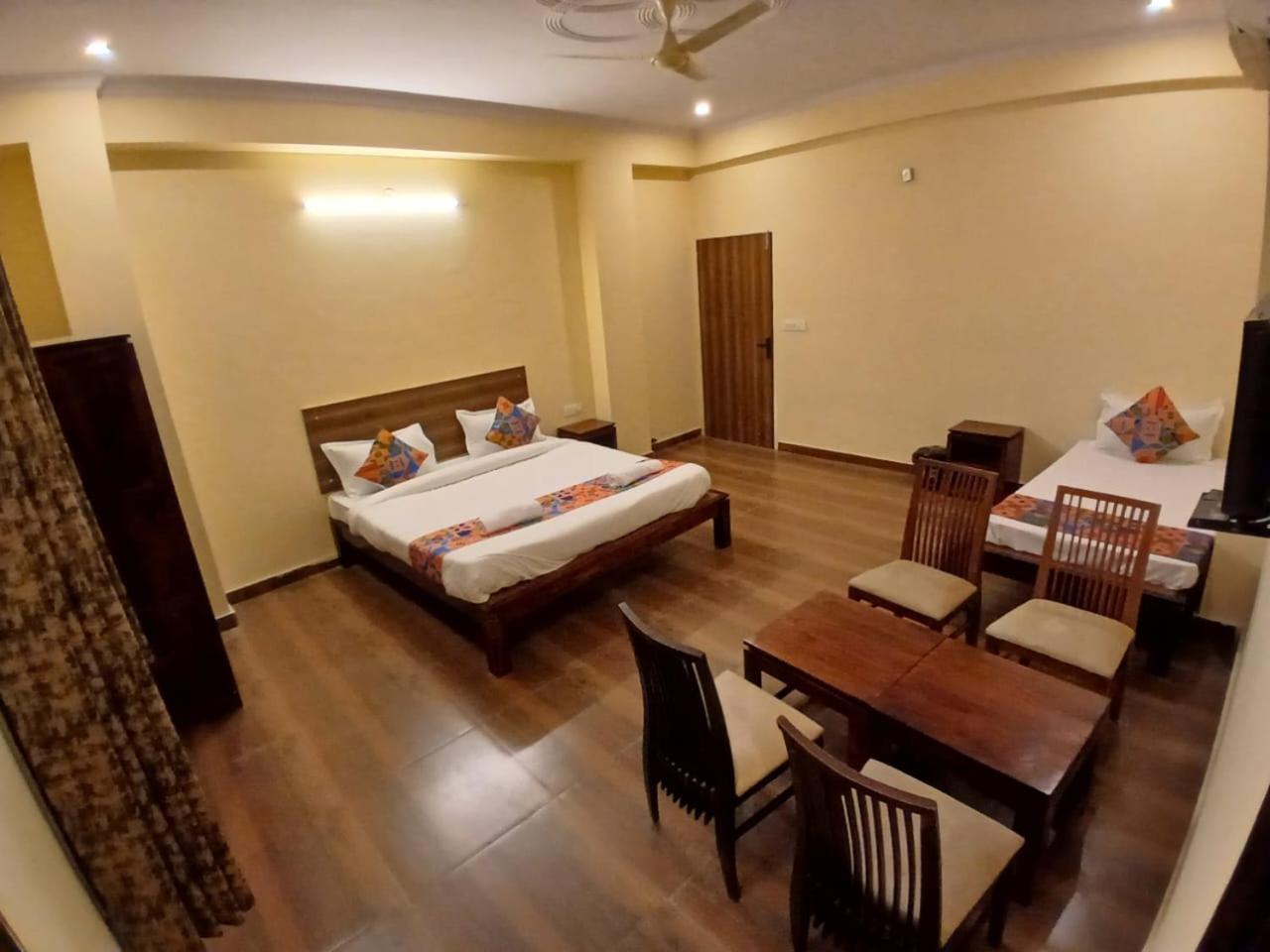 Hotel G M I, Sikar Road Jaipur Buitenkant foto