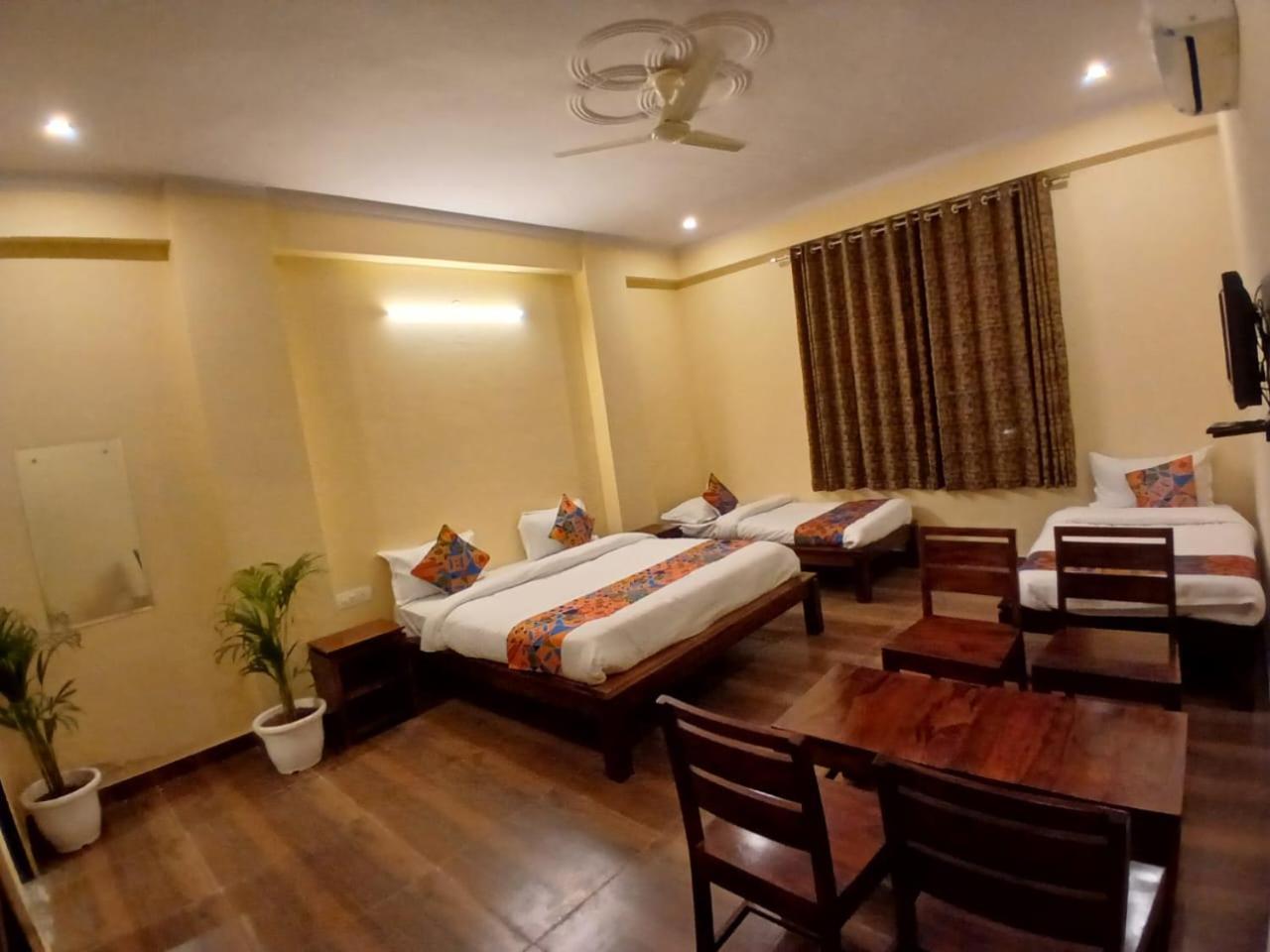 Hotel G M I, Sikar Road Jaipur Buitenkant foto